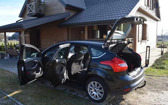 Ford Focus cena 19990 przebieg: 186571, rok produkcji 2014 z Karpacz małe 277